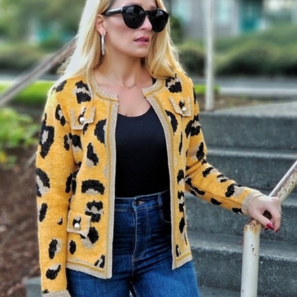 MODA ME COUTURE Sweaters - 💋RESTOCKED💋Leopard Print Cardigan Blazer